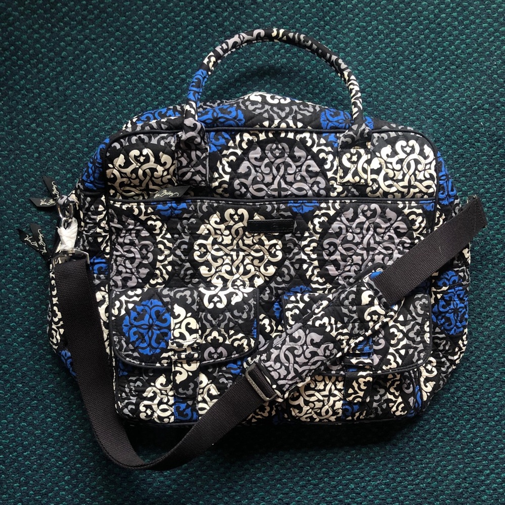 🆕 NWT Vera Bradley Grand Cargo Bag (rare bag!!)